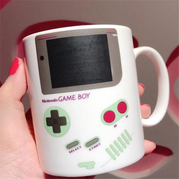 Taza Nintendo Cambia de Color Creativa 2D