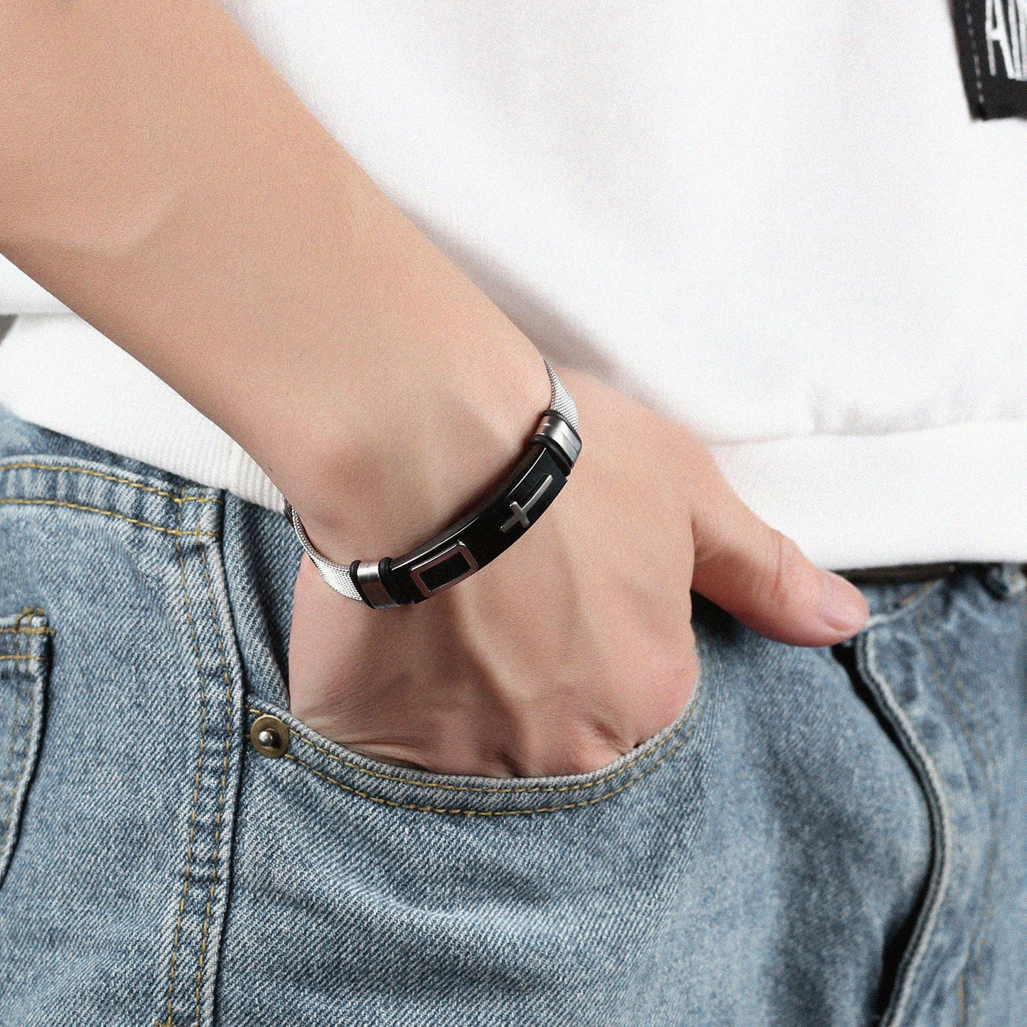 Pulsera de Cruz de Acero de Titanio para Hombres